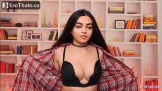 Zara Dar Lingerie Handbra Sexy Video